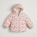 Chaqueta acolchada EmpiBy rosa con estampado de pajaritos coloridos y capucha para niña