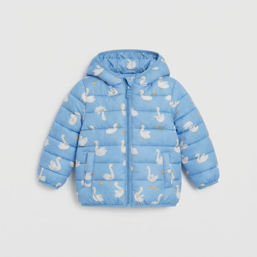 Chaqueta acolchada EmpiBy azul claro con estampado de patitos blancos, capucha y cierre frontal de cremallera.