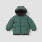 Chaqueta de invierno EmpiBy para niños en color verde con capucha forrada de felpa y diseño acolchado