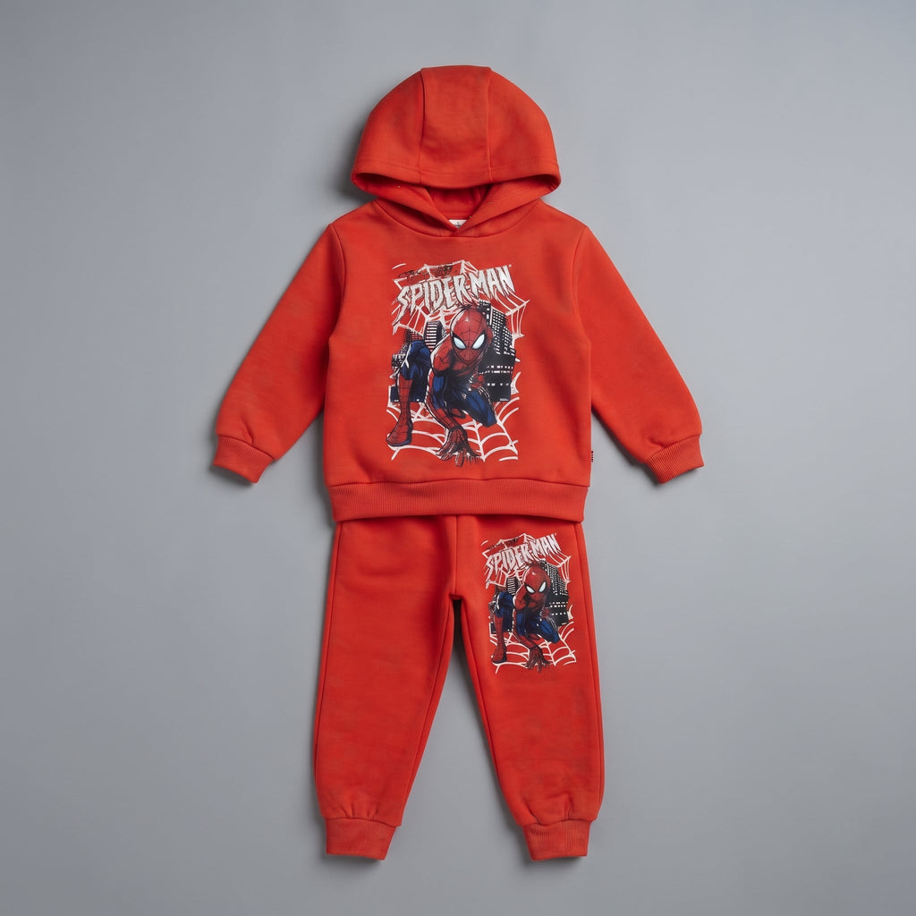 Conjunto deportivo EmpiBy de Spider-Man para niño, sudadera con capucha y pantalón jogger en color rojo vibrante.