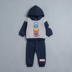 Conjunto EmpiBy de dos piezas para bebé con sudadera gris y azul de Marvel y pantalón jogger azul marino a juego