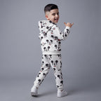Conjunto EmpiBy de dos piezas con estampado de Mickey Mouse para niño, sudadera con capucha y pantalón jogger blanco