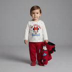 Conjunto EmpiBy de 3 piezas para niña con sudadera roja de Minnie Mouse, camiseta blanca y pantalón jogger a juego.
