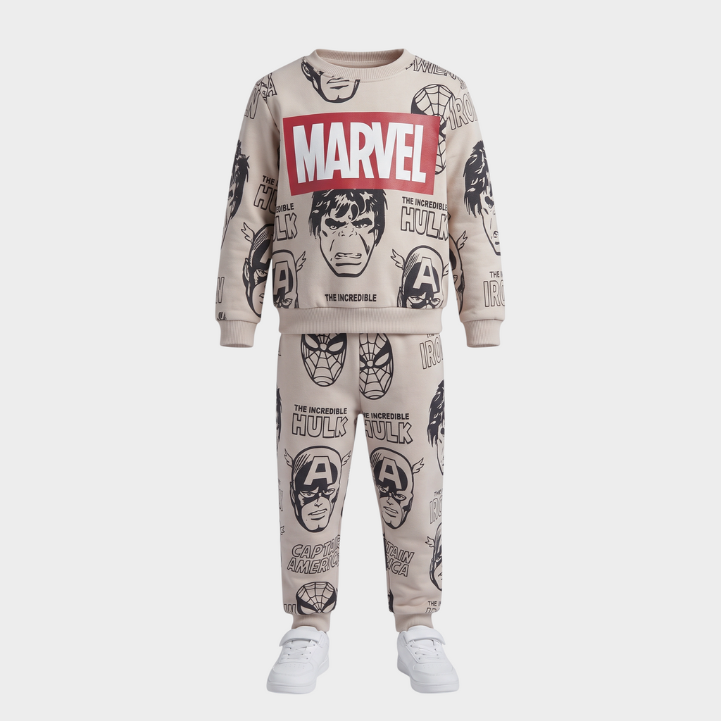 Conjunto EmpiBy de dos piezas para niño en color beige con estampado de superhéroes Marvel y sudadera de manga larga