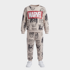 Conjunto EmpiBy de dos piezas para niño en color beige con estampado de superhéroes Marvel y sudadera de manga larga