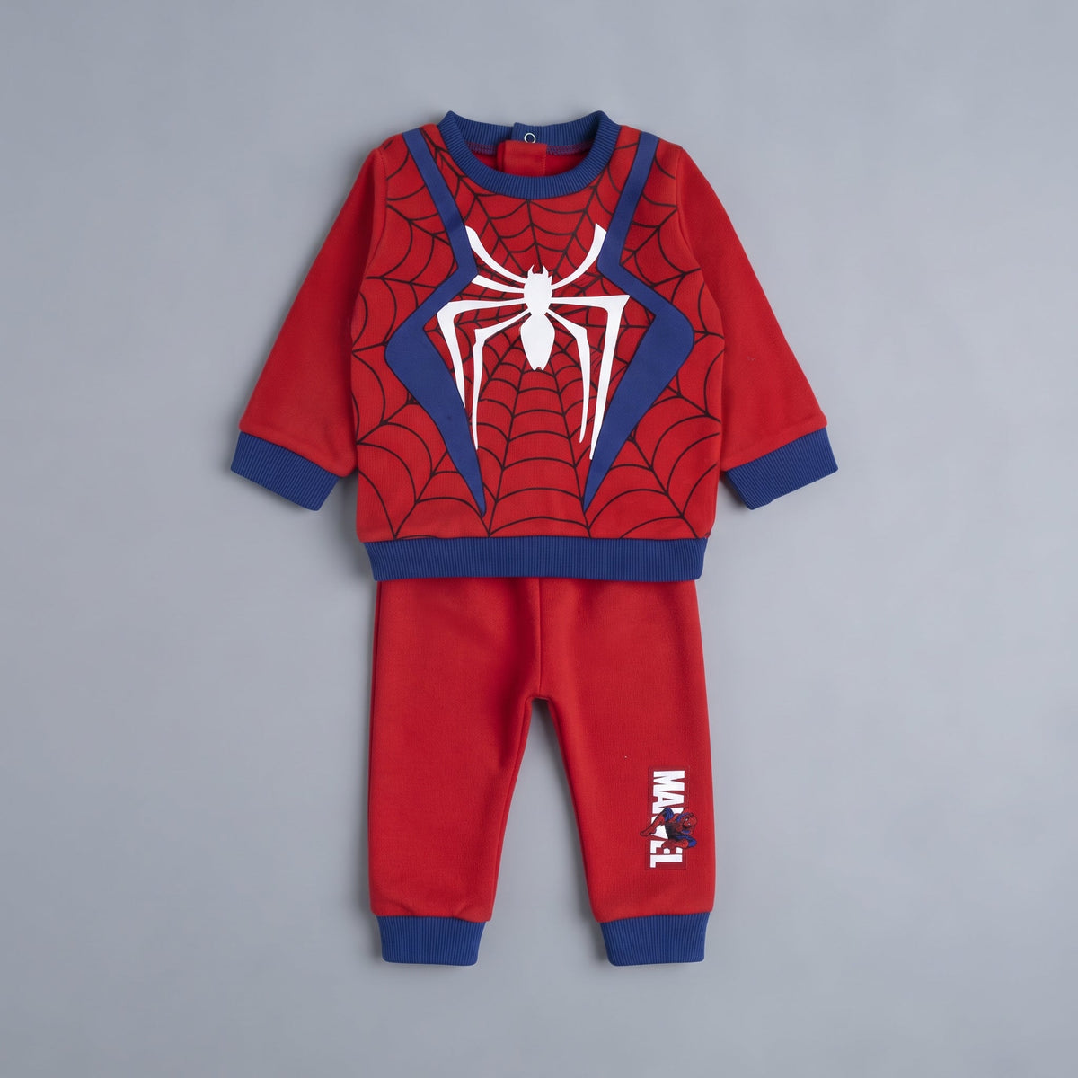 Conjunto EmpiBy de dos piezas para bebé de Spiderman en rojo y azul con gráfico de araña y pantalón jogger