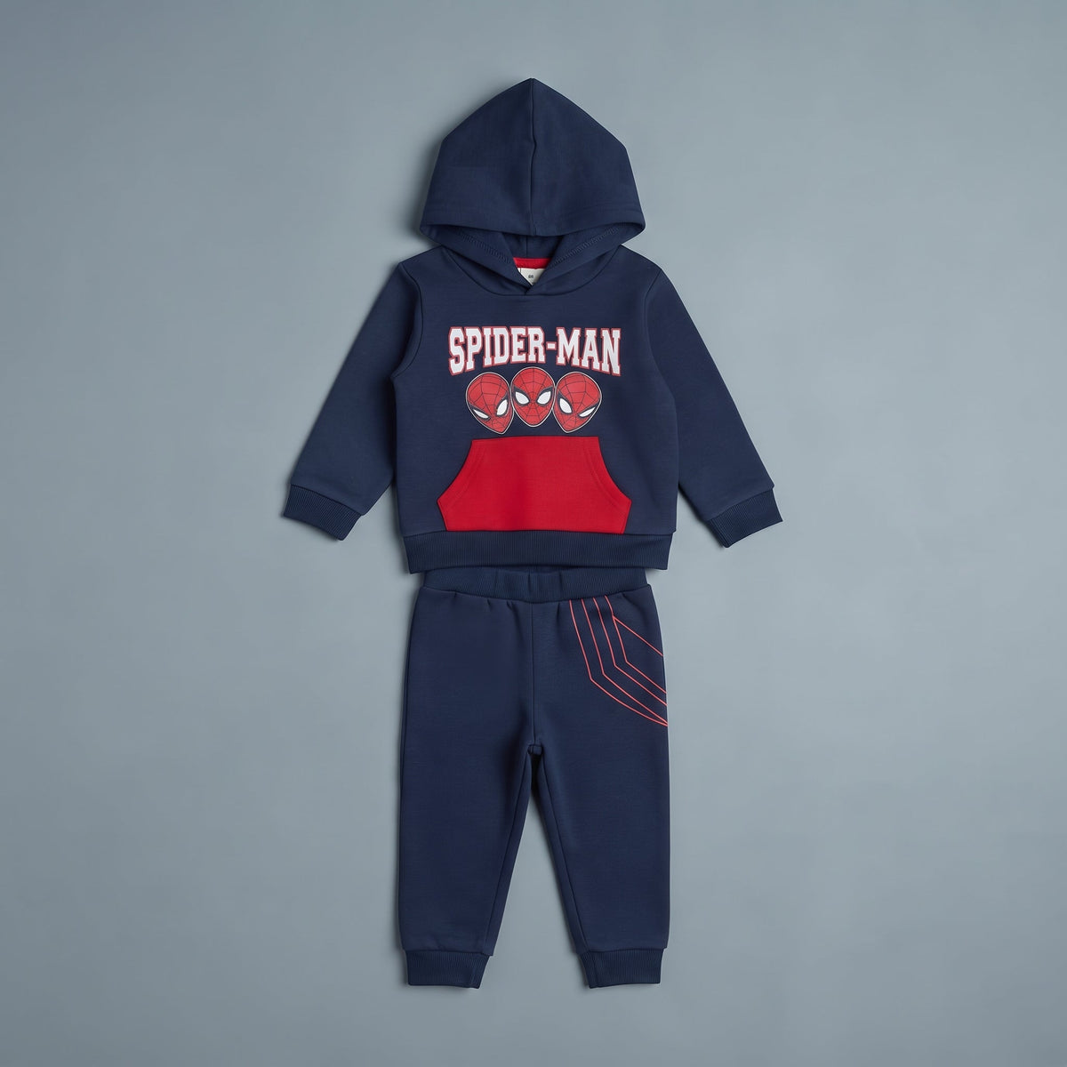Conjunto EmpiBy de 2 piezas para bebé niño con sudadera azul de Spider-Man, capucha y pantalón jogger a juego.