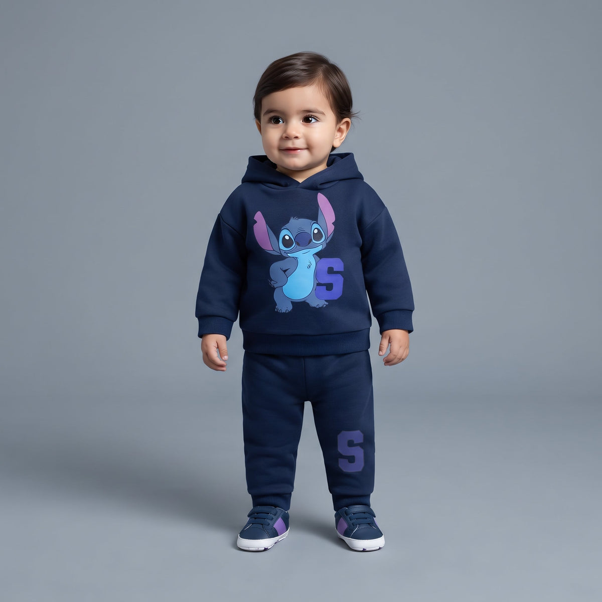 Conjunto EmpiBy de dos piezas azul oscuro con sudadera de Stitch y pantalón jogger para niño