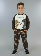 Conjunto EmpiBy de sudadera y jogger Tom y Jerry para niño, color café y crema con estampado de personajes