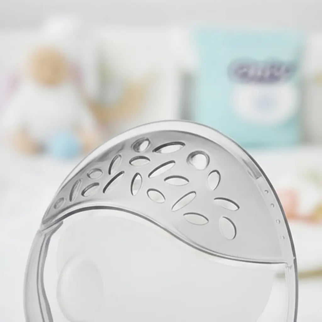Copa recolectora de leche materna EmpiBy de silicona transparente con orificios de ventilación para lactancia