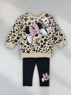 Conjunto EmpiBy para niña con sudadera animal print beige de Minnie Mouse y leggings negros elásticos a juego