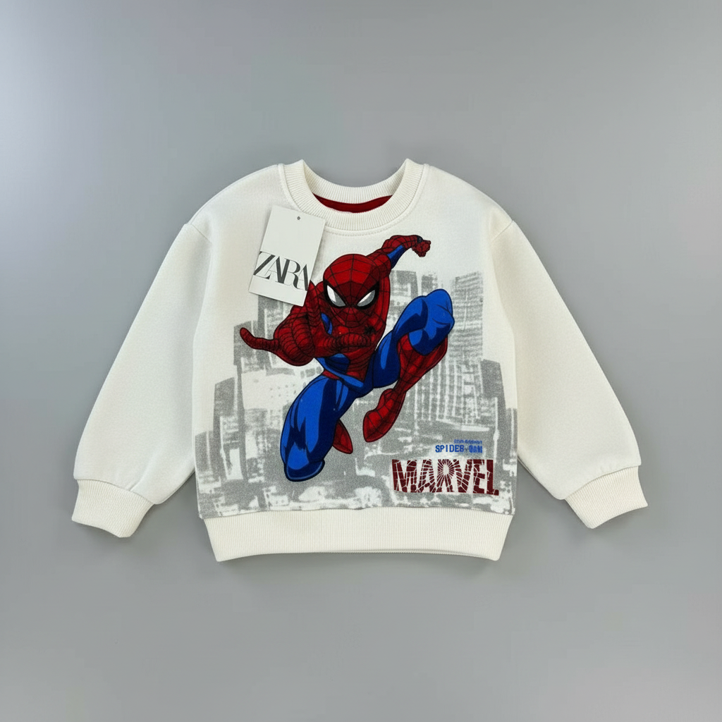 Sudadera EmpiBy de Spider-Man en color crema con estampado de Marvel y diseño de ciudad, ideal para niños.